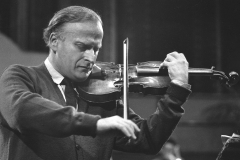 Yehudi Menuhin, hegedűművész